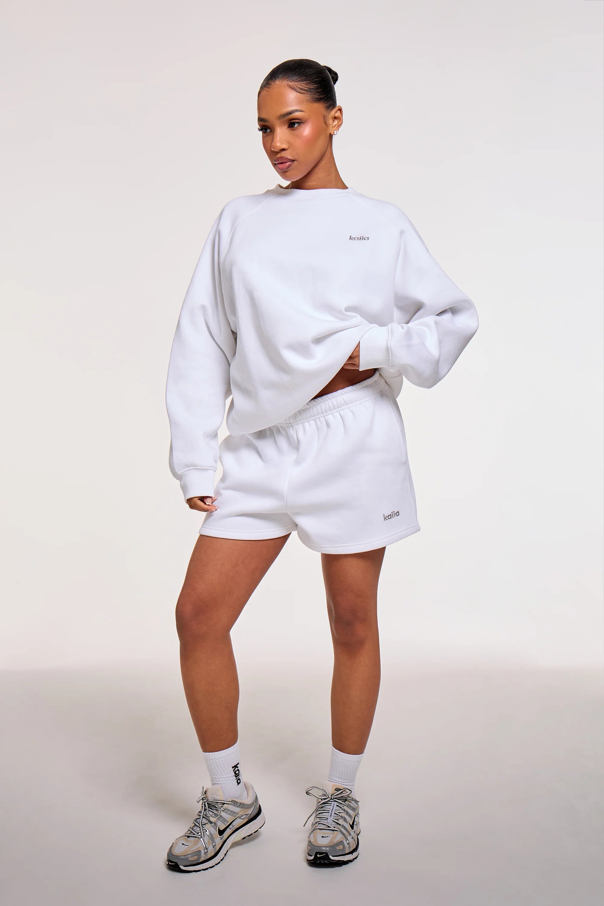 Kaiia Kaiia Chrome Logo Oversized Sweatshirt White - 3
