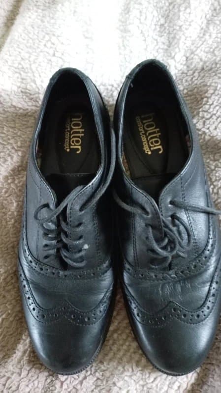 Hotter New hotter village size 4 leather black lace up brouges shoes
