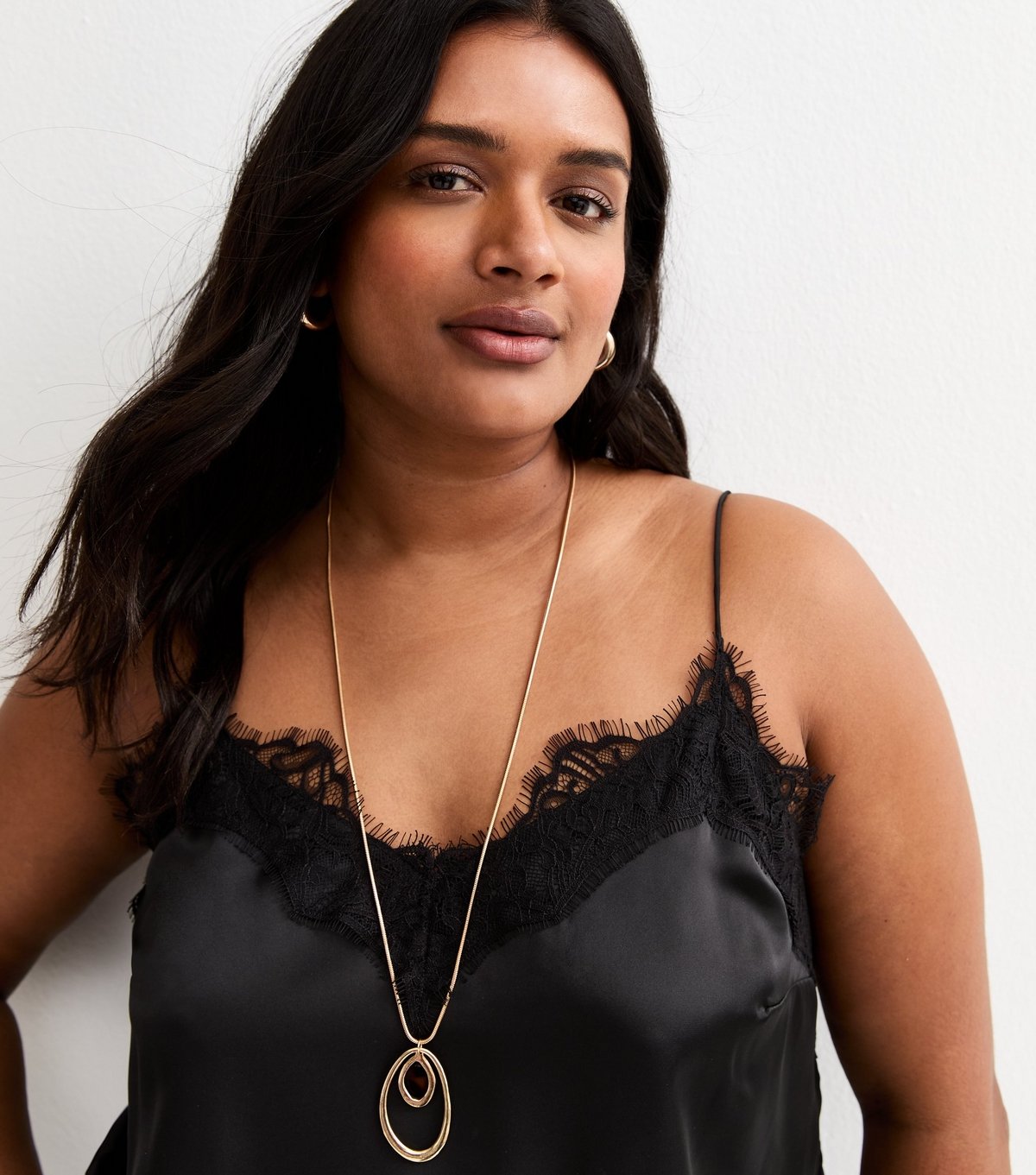 New Look Women's Plus Size Black Longline Lace Cami Top Curves New Look - 2