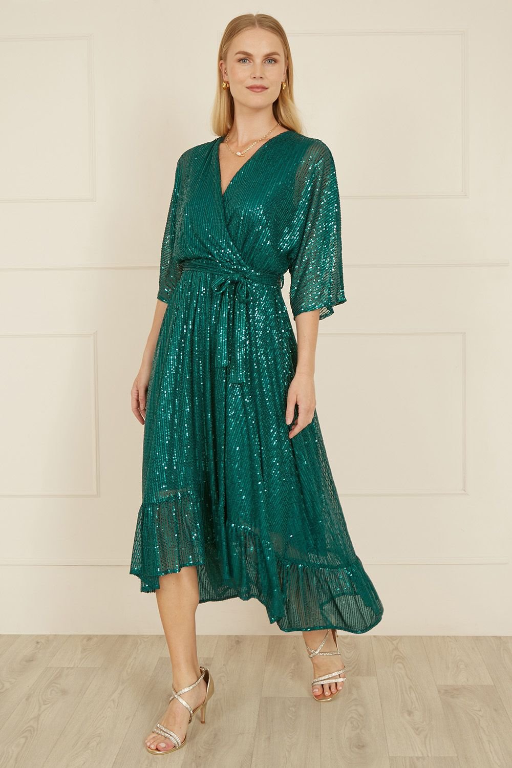 Yumi Yumi Women's Green Sequin Kimono Midi Wrap Dress - 4