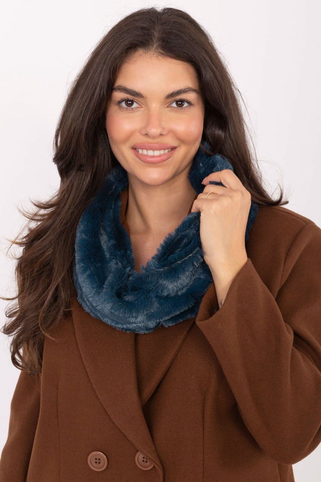 Love Lace Love Lace Teal Fluffy Faux Fur Infinity Scarf