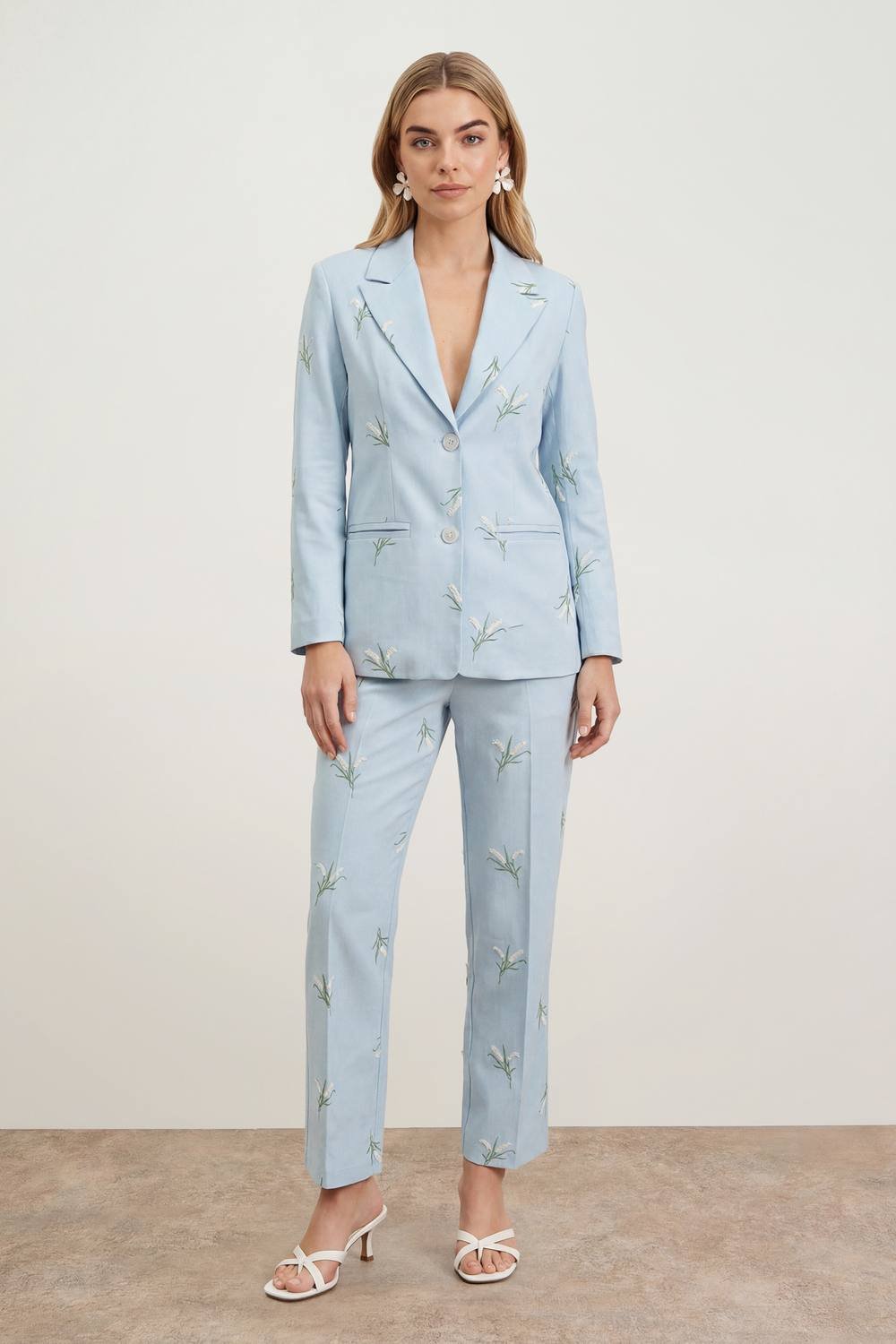 Oasis Oasis Women's Floral Embroidered Tailored Blazer in Pale Blue - 2