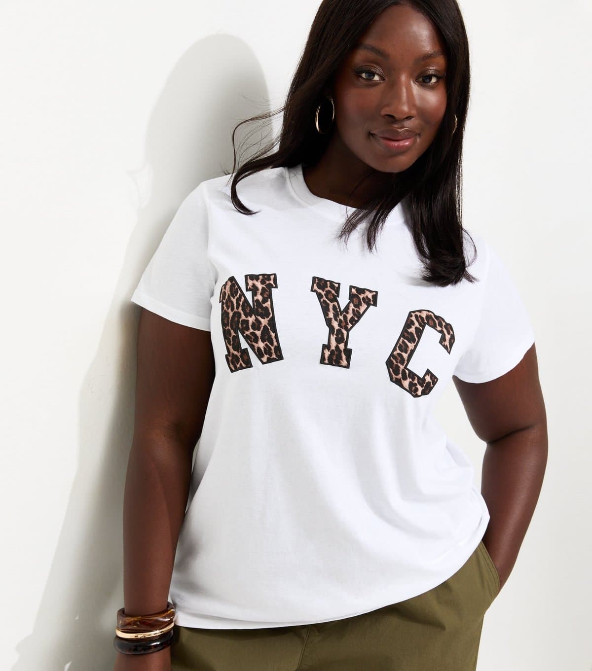 New Look Women's Plus Size White Leopard NYC Relaxed Fit T-Shirt Curves New Look