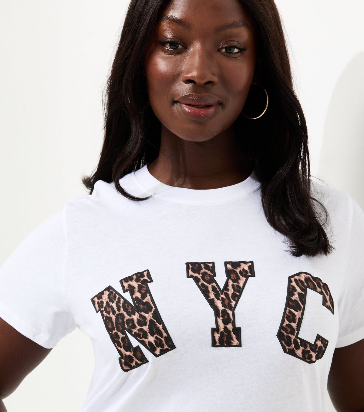 New Look Women's Plus Size White Leopard NYC Relaxed Fit T-Shirt Curves New Look - 2