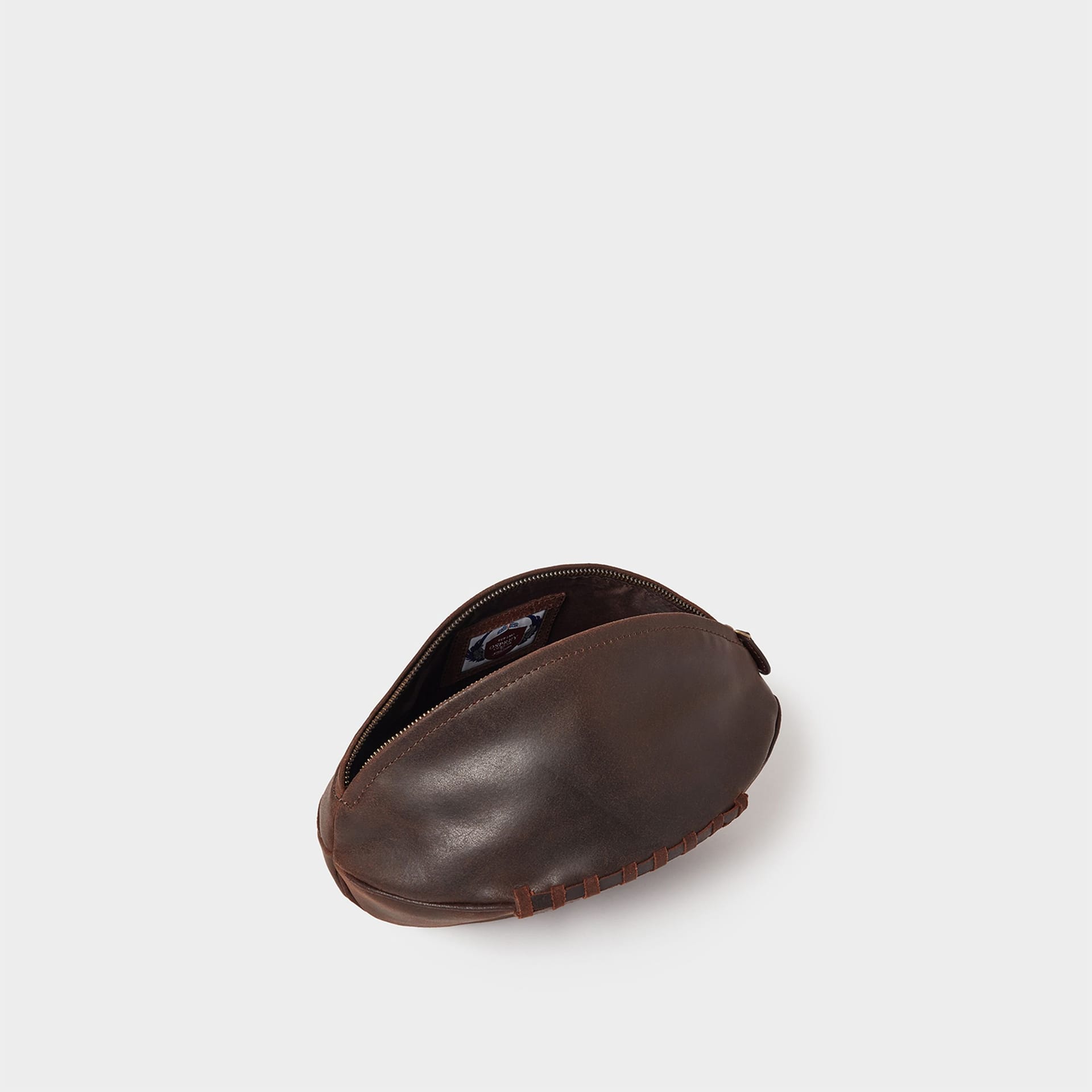 OSPREY LONDON OSPREY LONDON Men's The Jenson Rugger Leather Washbag in Chocolate - 4