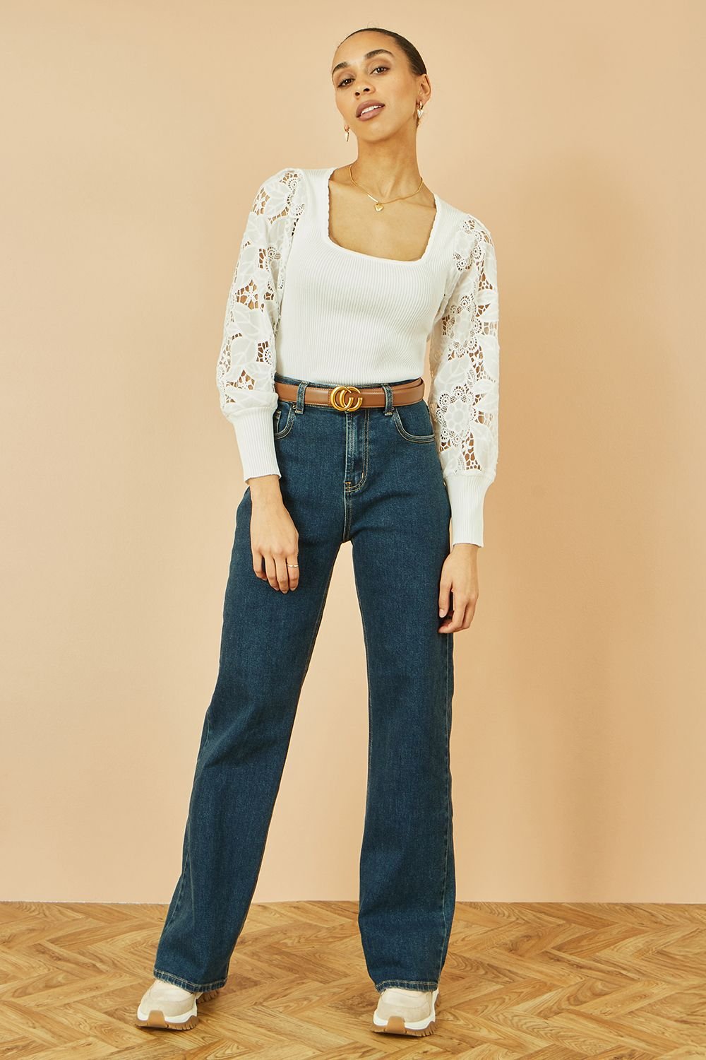 Yumi Yumi Women's White Ribbed Knitted Top With Lace Sleeves - 3