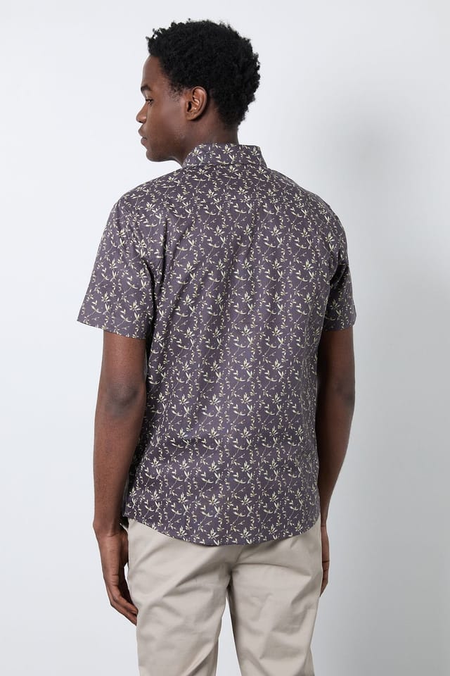 Burton Burton Men's Navy Floral Print Short Sleeve Shirt - 3