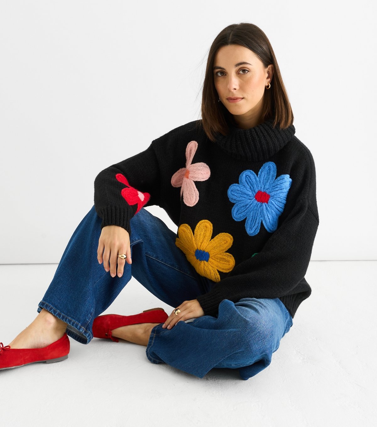 Gini London Women's Petite Black Floral Applique Oversize Jumper Gini London New Look - 2