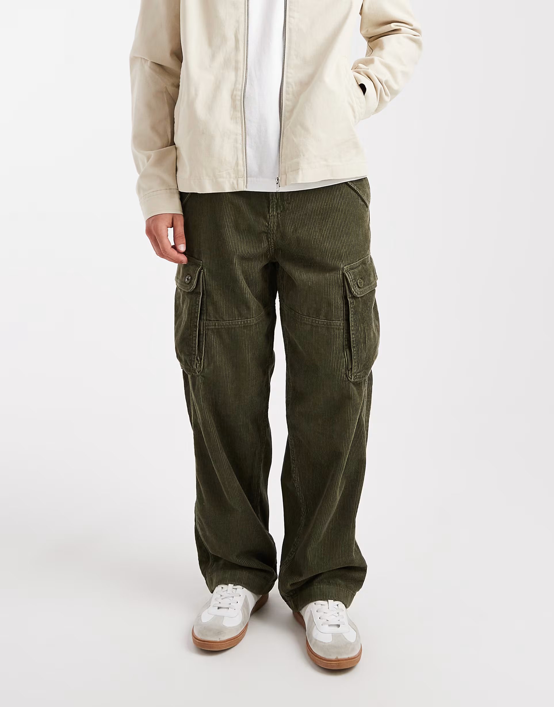 ASOS Wrangler Casey Jones loose cargo trousers in green cord - 1