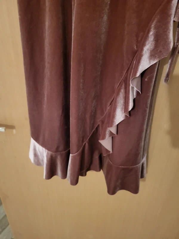 New Look Newlook rose faux velvet style wrap dress size 14