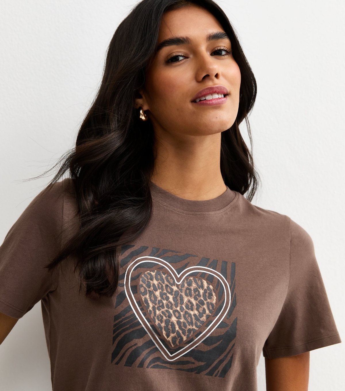 New Look Women's Brown Animal Heart Print T-Shirt New Look - 2