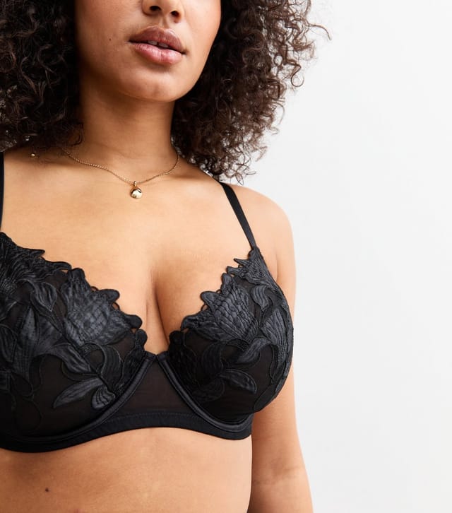 New Look Women's Plus Size Black Floral Applique Non Padded Bra Curves New Look - 2