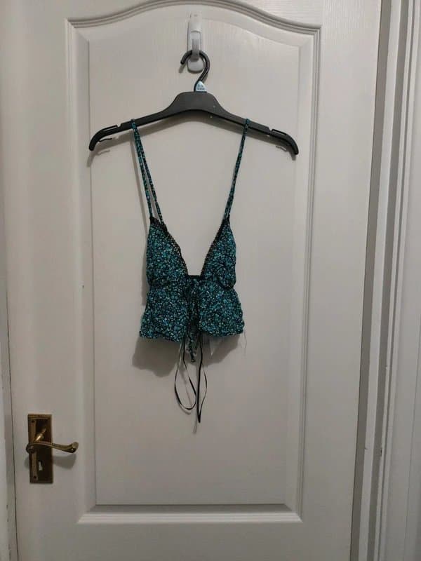 Bershka Bershka medium floral crop top box 15