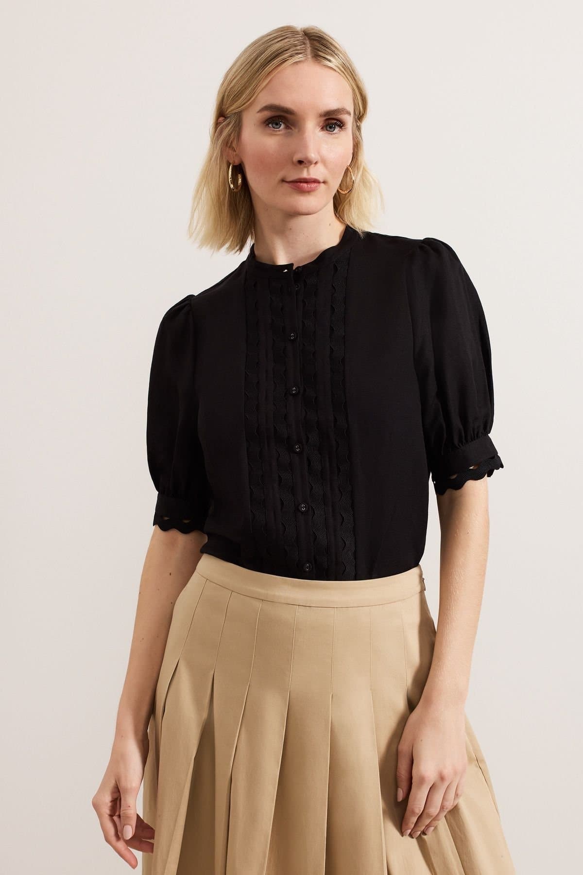 Phase Eight Phase Eight Black Linen Ottilie Blouse