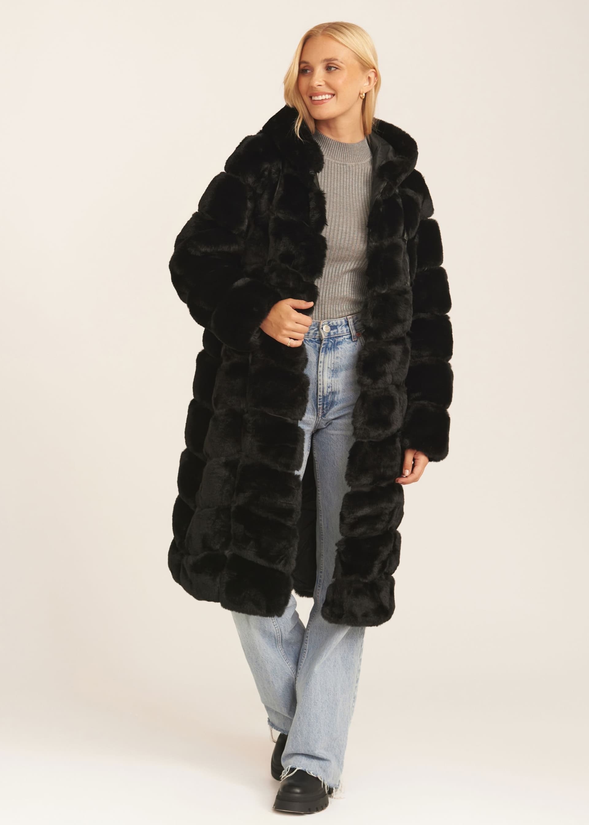 Gini London Gini London Women's Black Panelled Hooded Longline Fur Coat