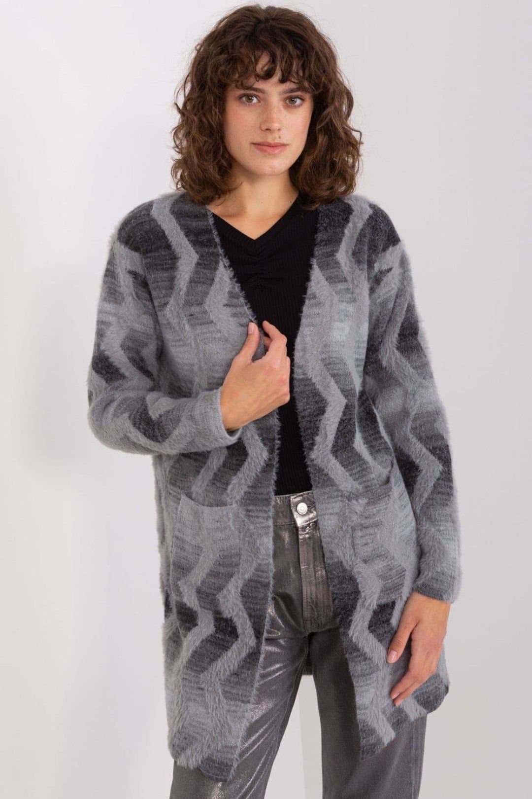 Love Lace Love Lace Women's Geometric Pattern Long Sleeve Cardigan Style 188854 in Grey