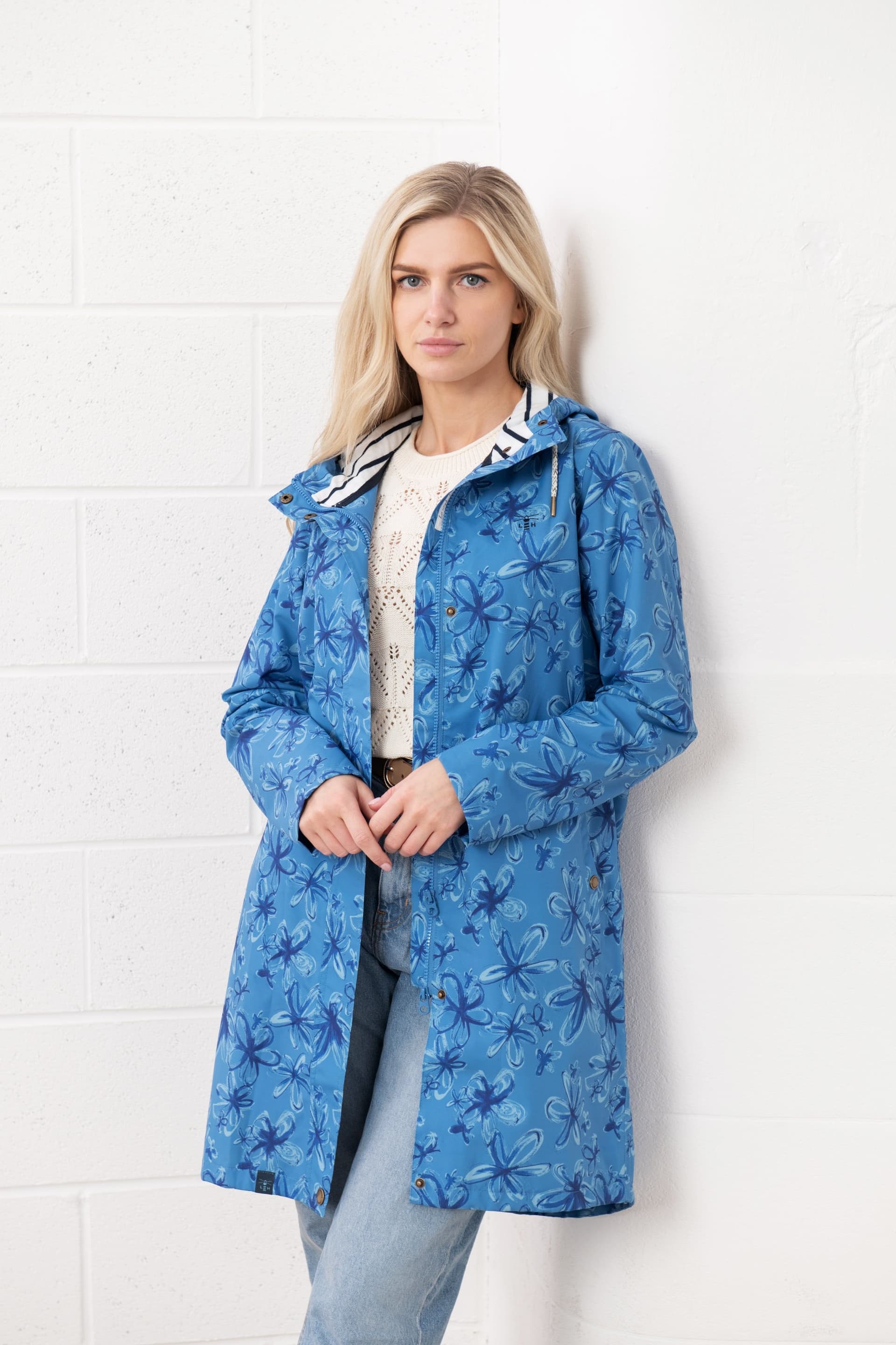 Lighthouse Clothing Lighthouse Clothing Women's Long Beachcomber Jacket Spring Summer Outdoor Coat in Mid Blue