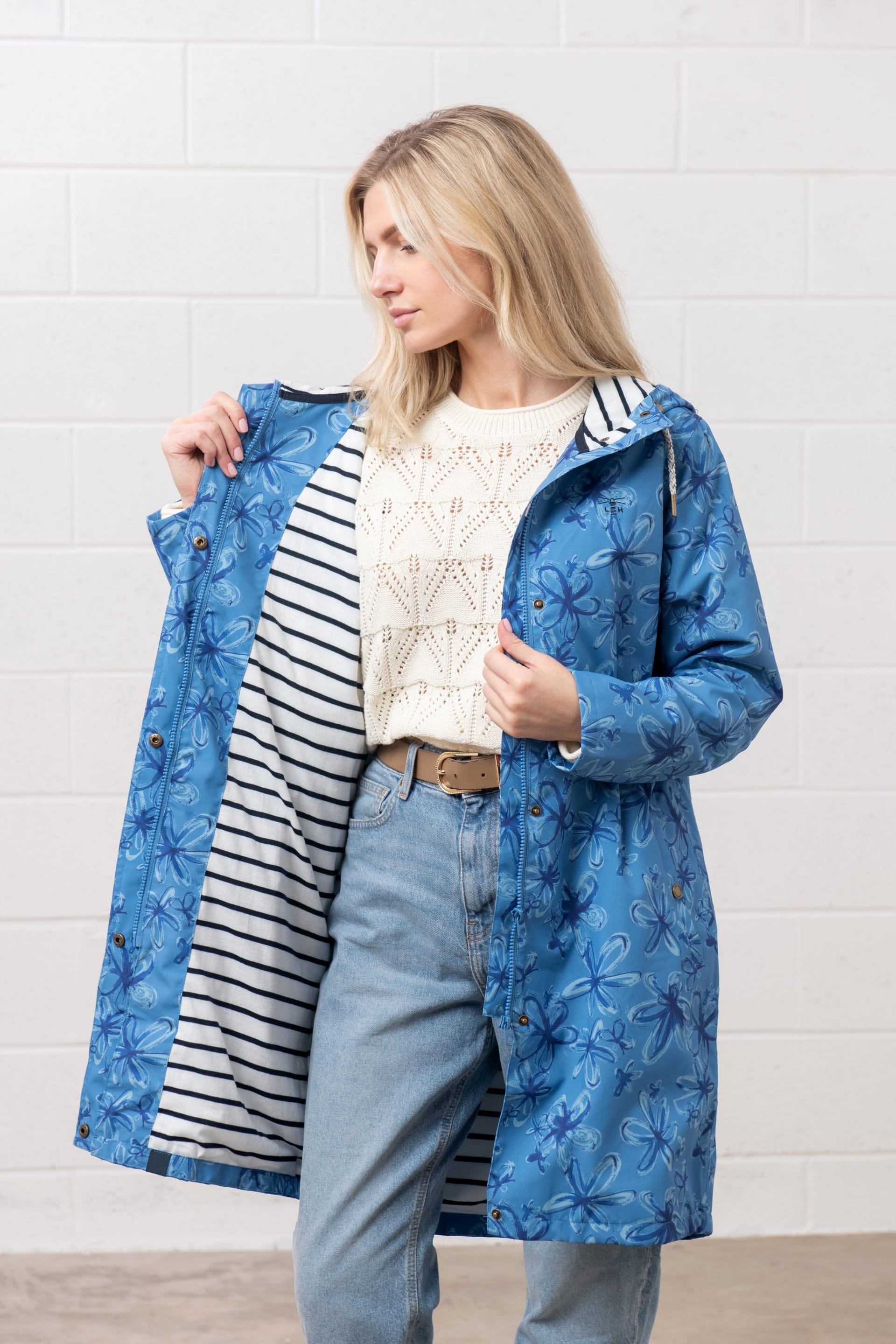 Lighthouse Clothing Lighthouse Clothing Women's Long Beachcomber Jacket Spring Summer Outdoor Coat in Mid Blue - 4