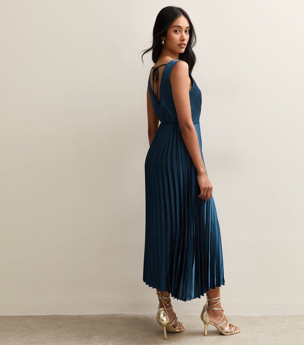 New Look Women's Navy Satin Pleated Midi Dress New Look - 4