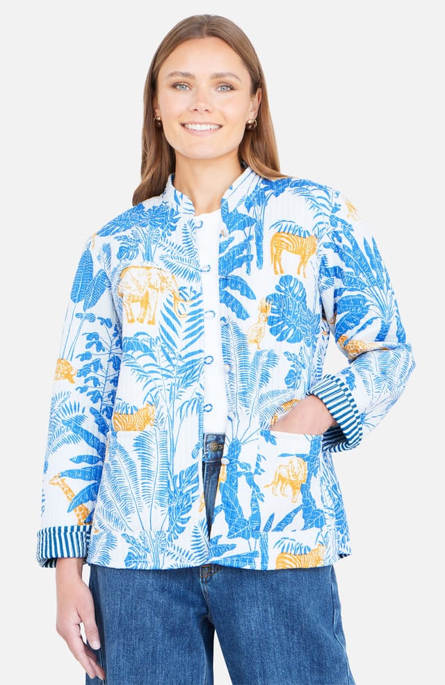 Yumi Yumi Women's Blue Jungle Reversible Cotton Quilted Jacket in Bright Blue - 2