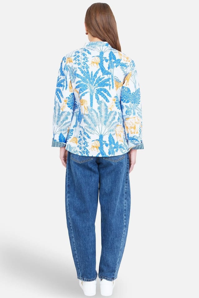 Yumi Yumi Women's Blue Jungle Reversible Cotton Quilted Jacket in Bright Blue - 3