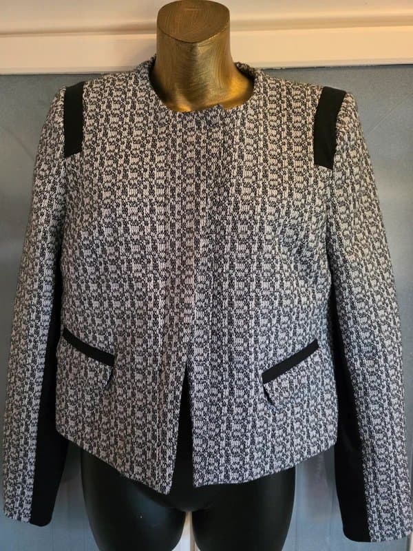 Dorothy Perkins Dorthy perkins black and white flecked jacket