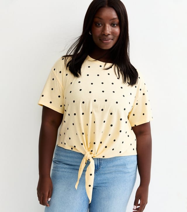 New Look Women's Plus Size Yellow Spot Print Tie Front T-Shirt Curves New Look - 2