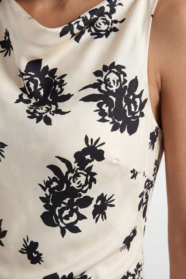 Warehouse Warehouse Women's Petite Floral Printed Racer Neck Seam Detail Bias Maxi Dress in Cream - 2