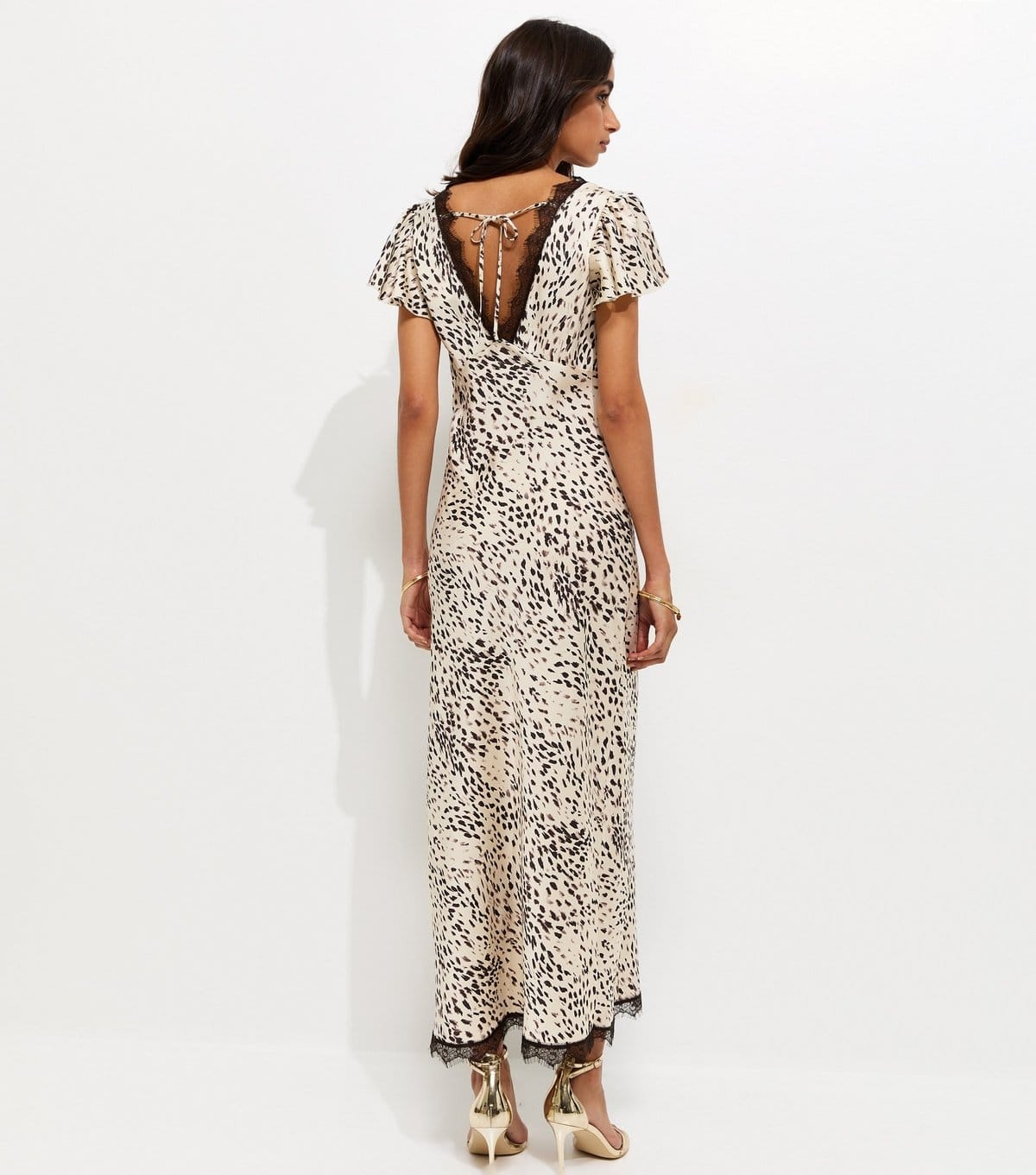 New Look Women's Cream Satin Animal Print Flutter Sleeve Midi Dress New Look - 4