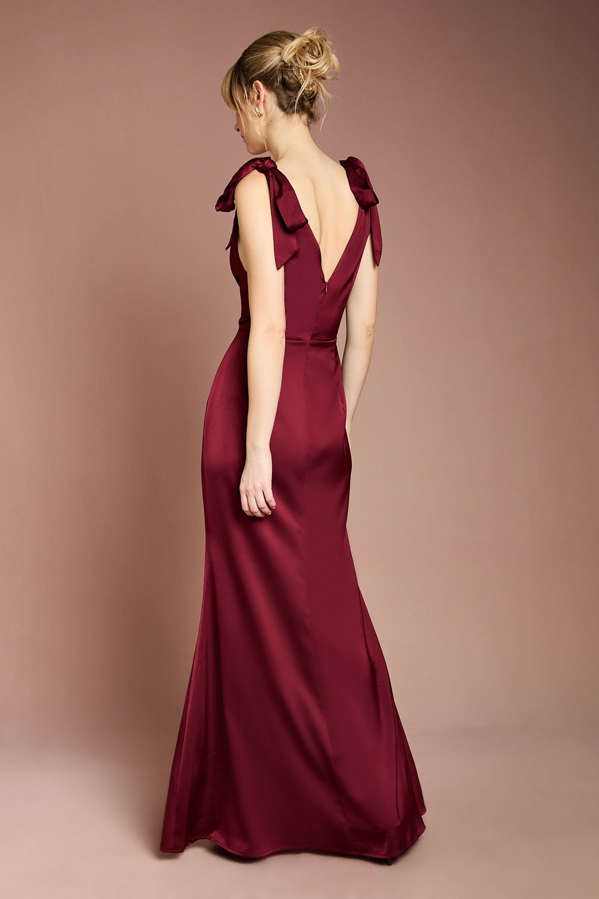 Coast Coast Women's Honoured Satin Back Crepe V Neck Tie Shoulder Maxi Bridesmaid Dress in Malbec - 3