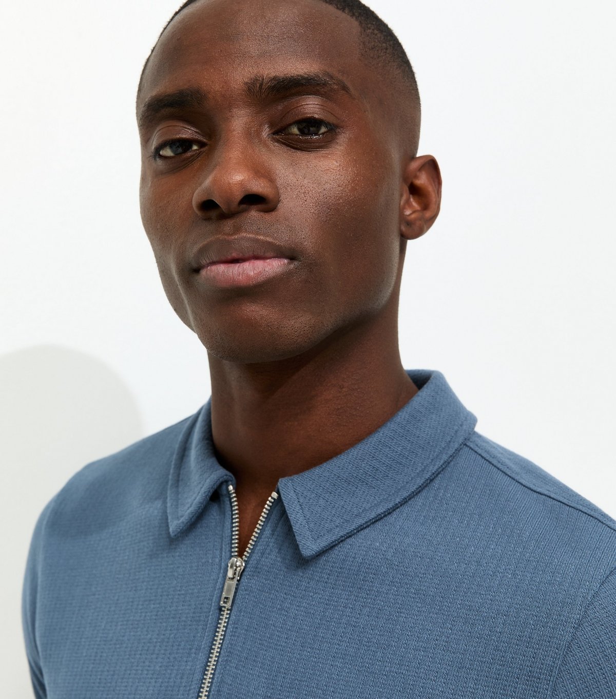 New Look Men's Dark Blue Regular Textured Quarter Zop Polo Shirt New Look - 2