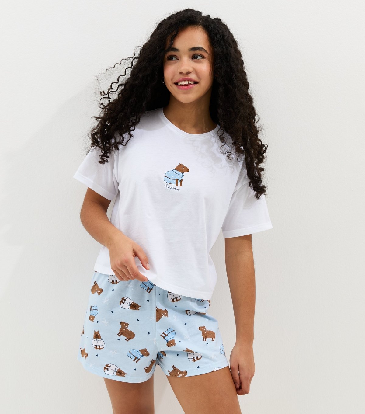 New Look Girls' White Cotton Capybara T-Shirt and Shorts Pyjama Set New Look - 1