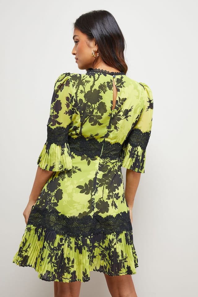 Oasis Oasis Women's Petite Printed Lace Trim Pleated Mini Dress - 3