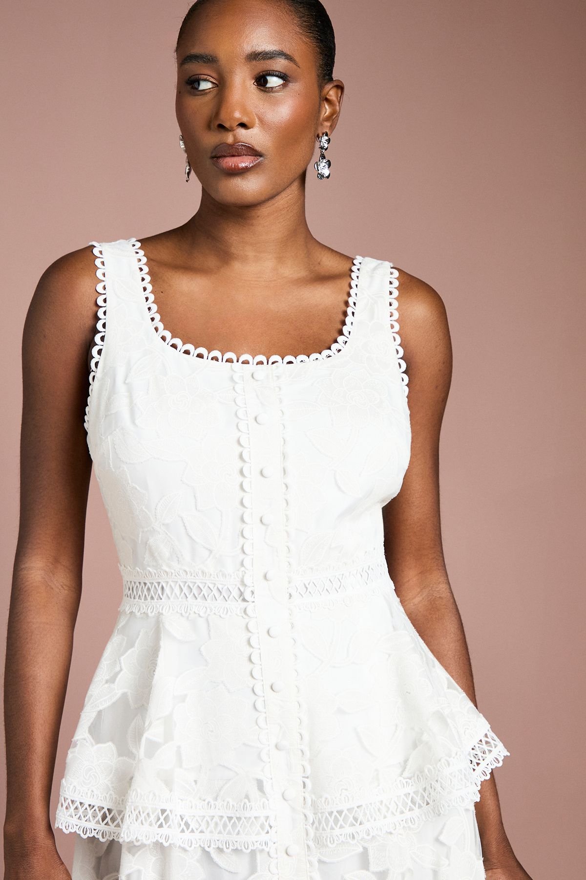 Coast Coast Women's Peplum Hem Button Down Lace Midi Dress in Ivory - 4