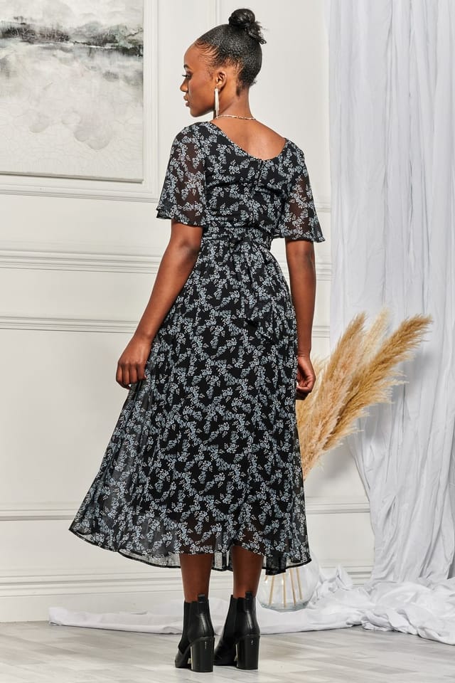 Jolie Moi Jolie Moi Women's Angel Sleeve Chiffon Maxi Dress in Black - 2