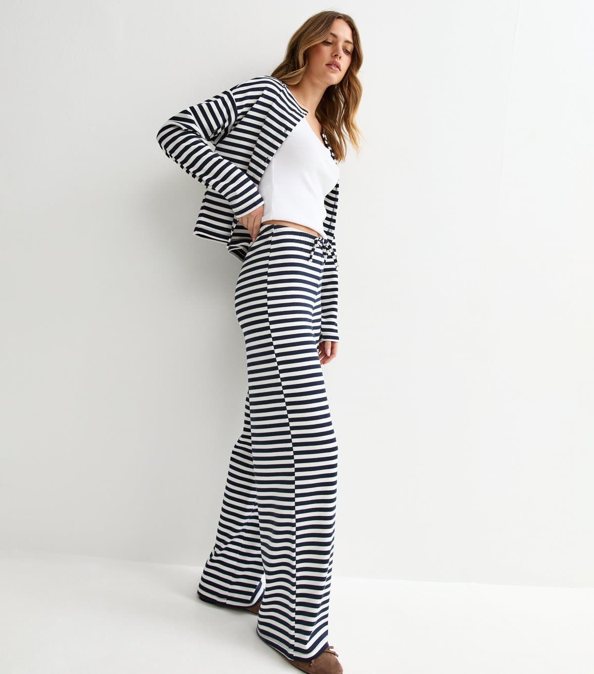 New Look Women's Blue Relaxed Striped Wide Leg Trousers New Look