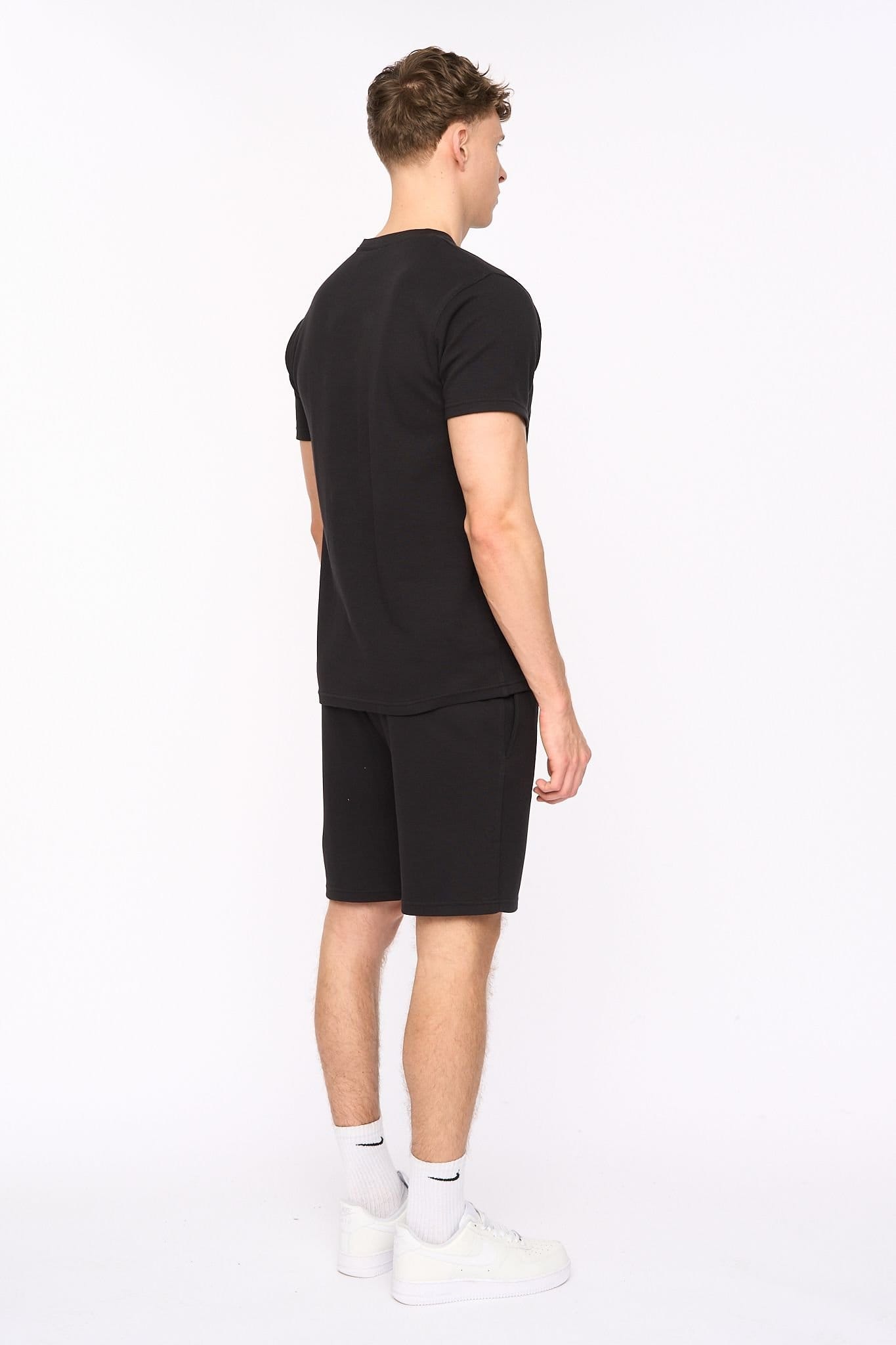 Duck and Cover Duck and Cover Men's Sherborn Textured Crew Neck T-Shirt with Embroidery in Black - 3