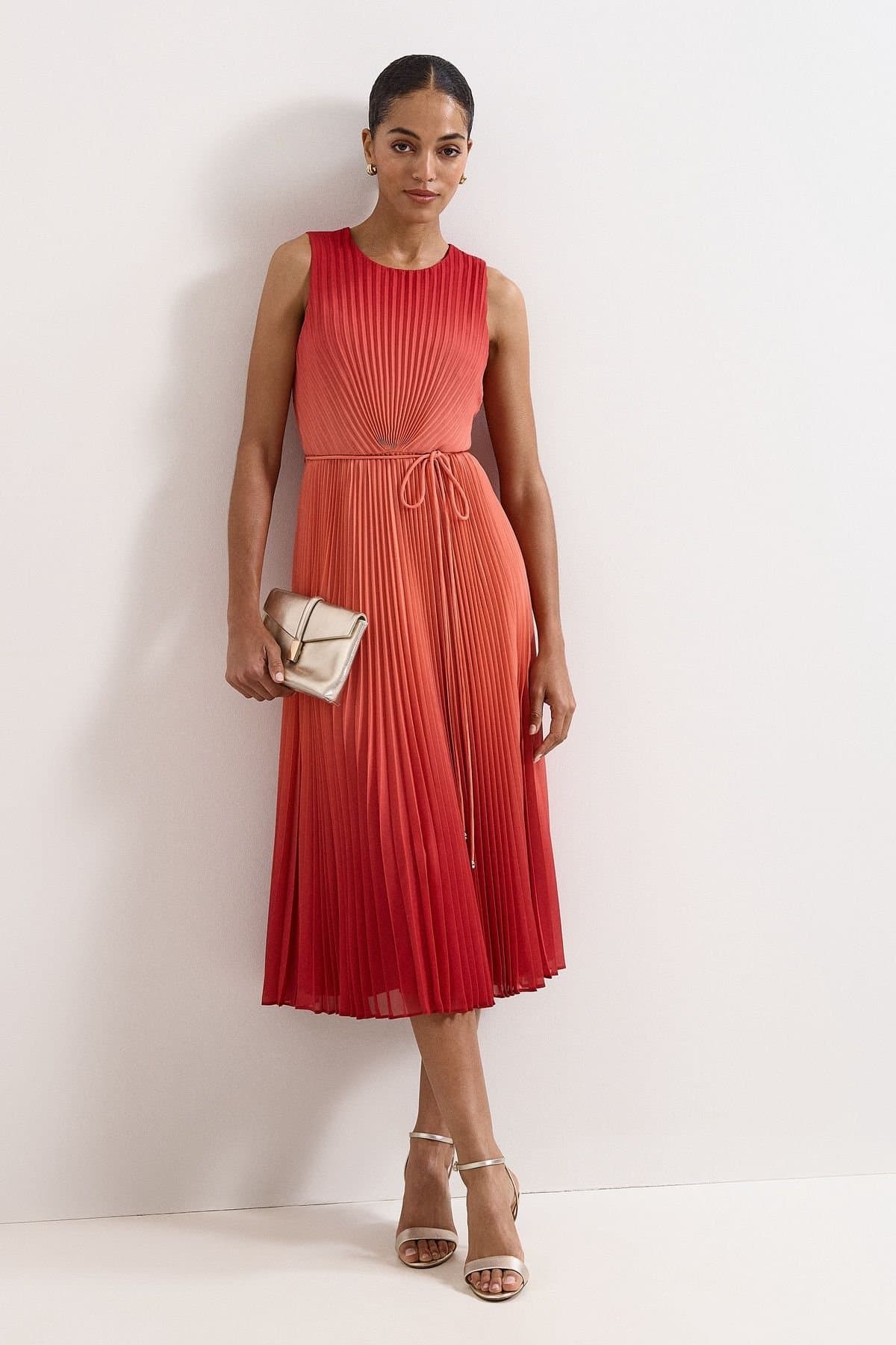 Phase Eight Phase Eight Women's Simara Floral Dress in Scarlet