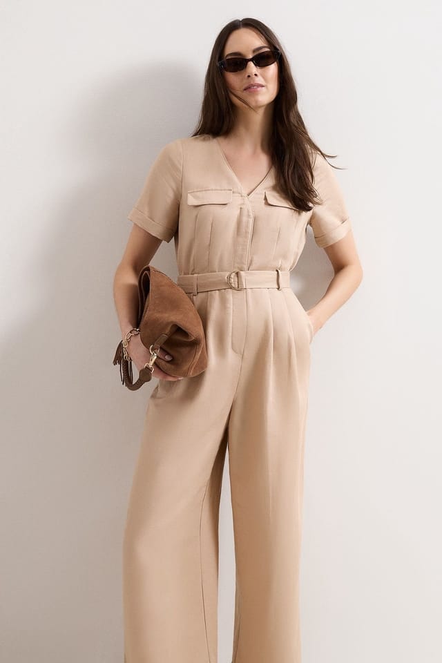 Phase Eight Phase Eight Women's Daniela V-Neck Short Sleeve Jumpsuit in Light Beige - 3