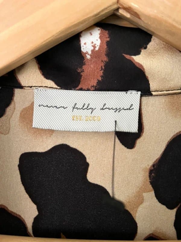 Never Fully Dressed Never fully dressed leopard shirt size M