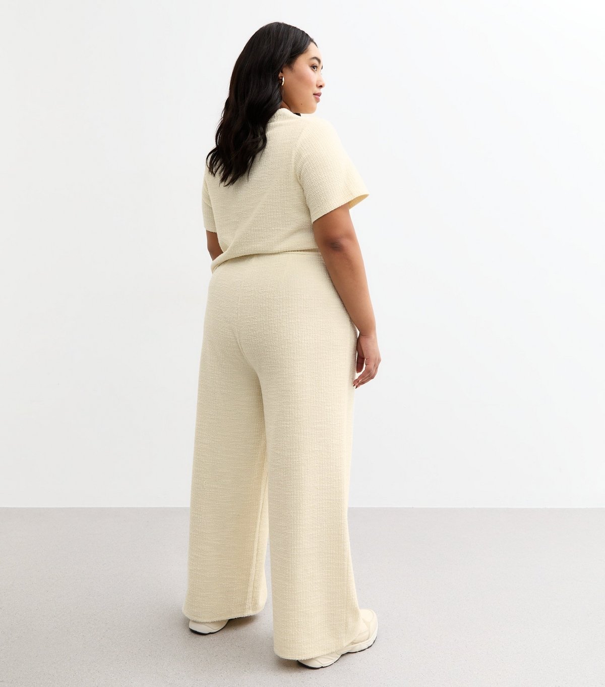 New Look Women's Plus Size Cream Textured Button Detail Wide Leg Trousers Curves New Look - 4