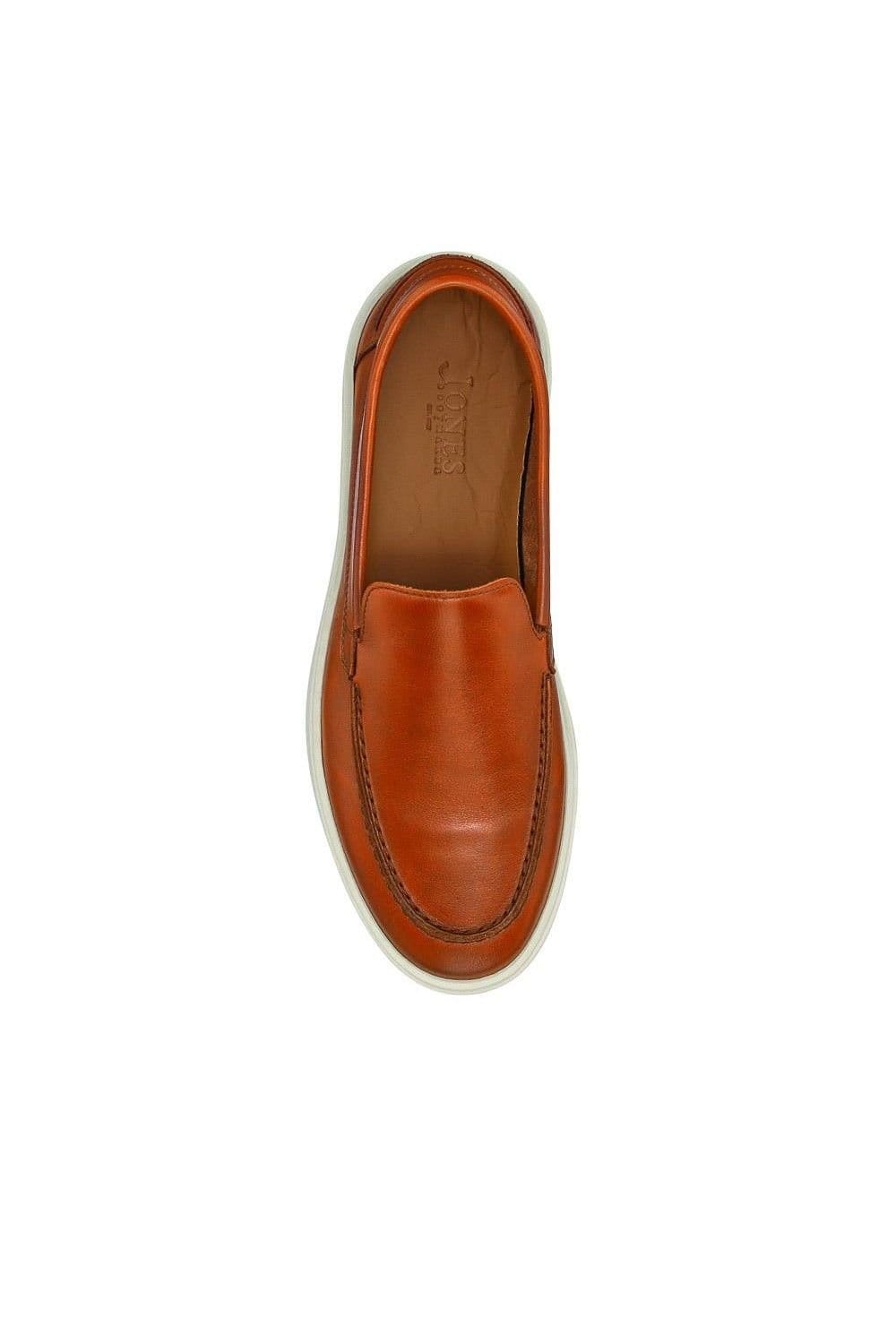 Jones Bootmaker Jones Bootmaker Men's Quade Smart Leather Slip-On Shoes in Tan - 4