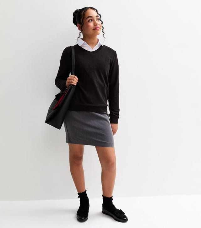 New Look Pack of 2 Girls' Black V-Neck School Jumpers New Look - 3