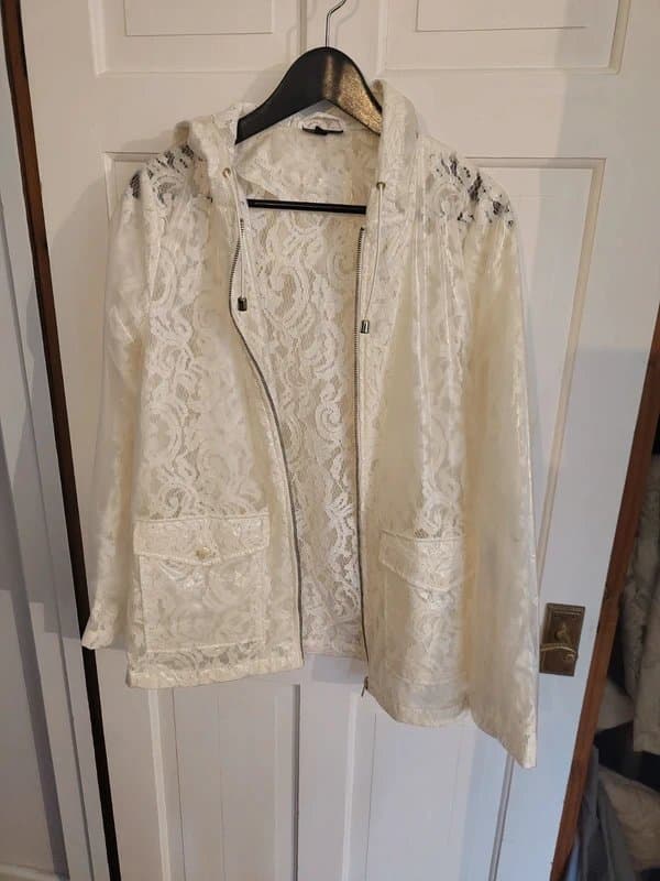 Topshop Topshop Cream Lace Raincoat