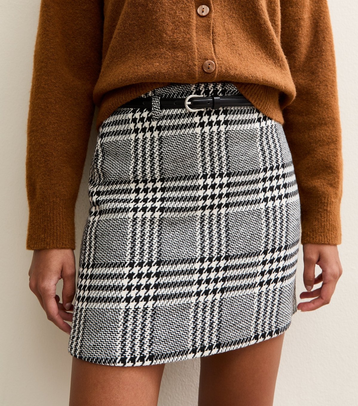 New Look Women's Black Checked Belted Mini Skirt New Look - 2