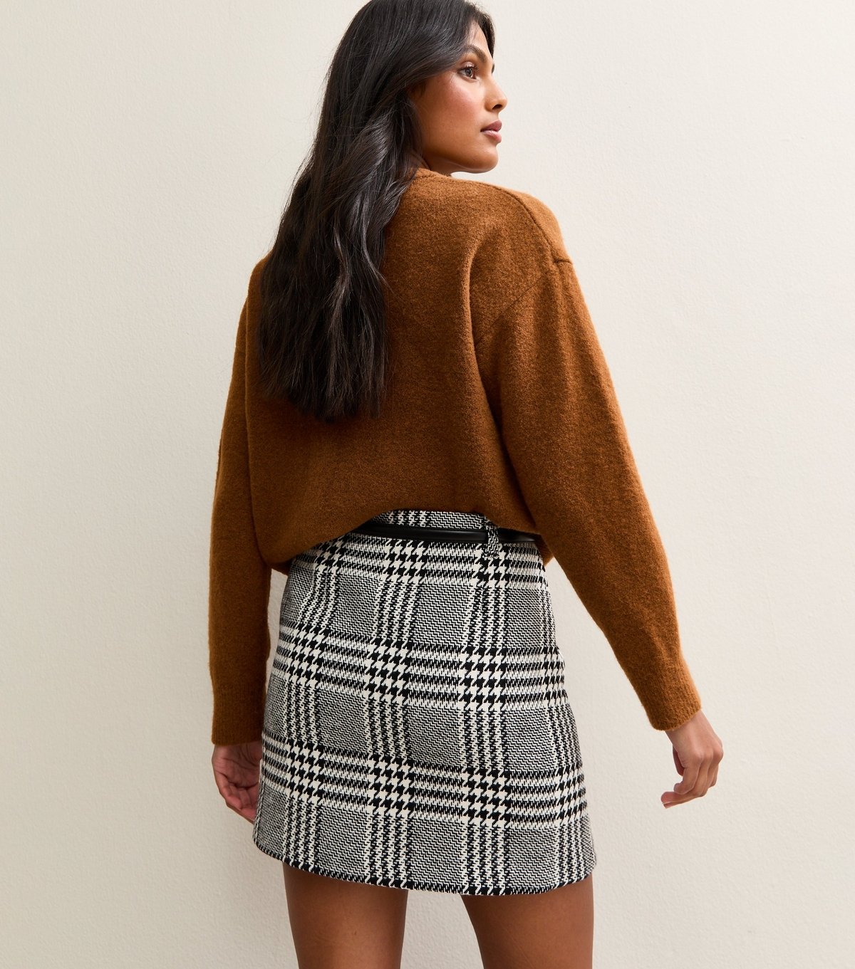 New Look Women's Black Checked Belted Mini Skirt New Look - 4