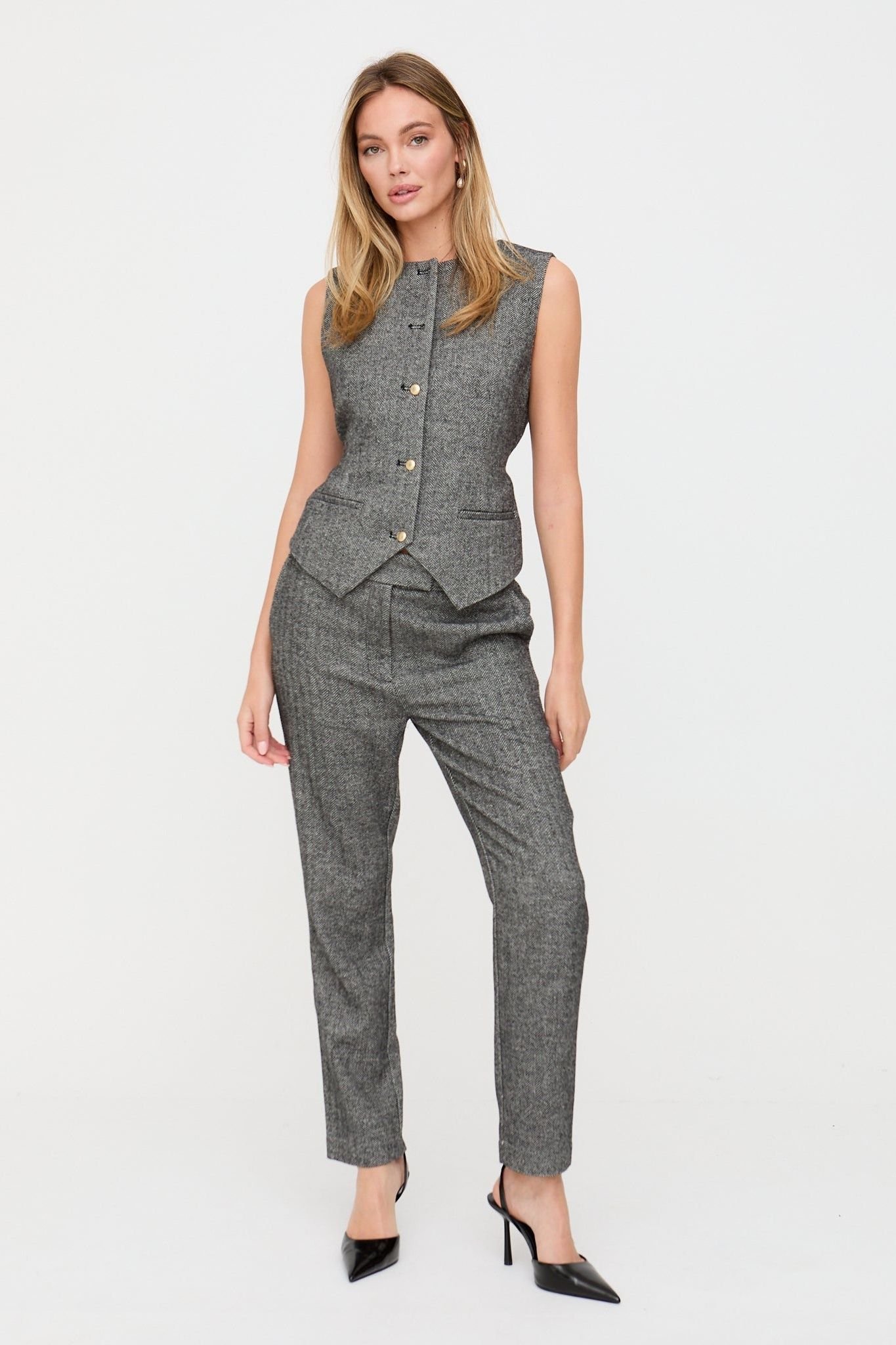 Lily and Lionel Lily and Lionel Women's Pandora Tapered Herringbone Print Trouser In Grey - 3