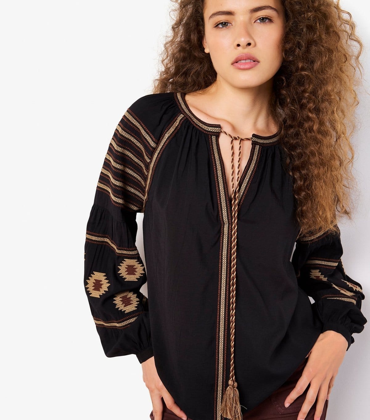 Apricot Women's Black Embroidered Tasseled Blouse Apricot New Look - 4