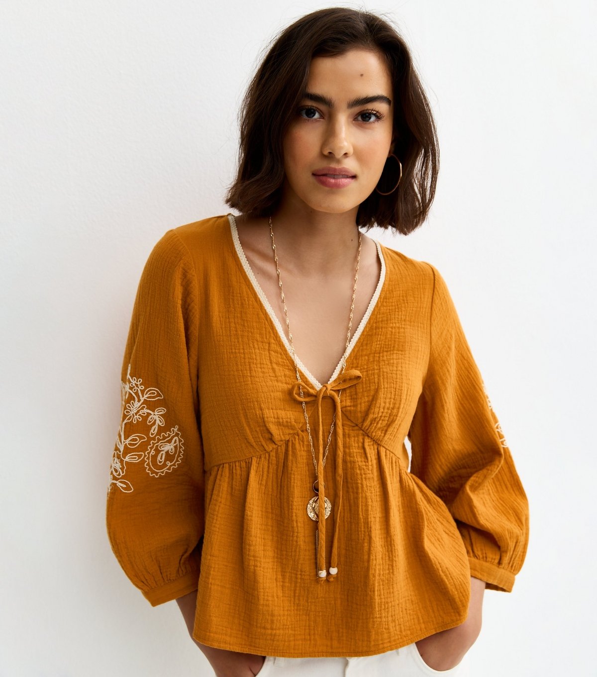 New Look Women's Orange Embroidered Sleeve Tea Blouse New Look - 3