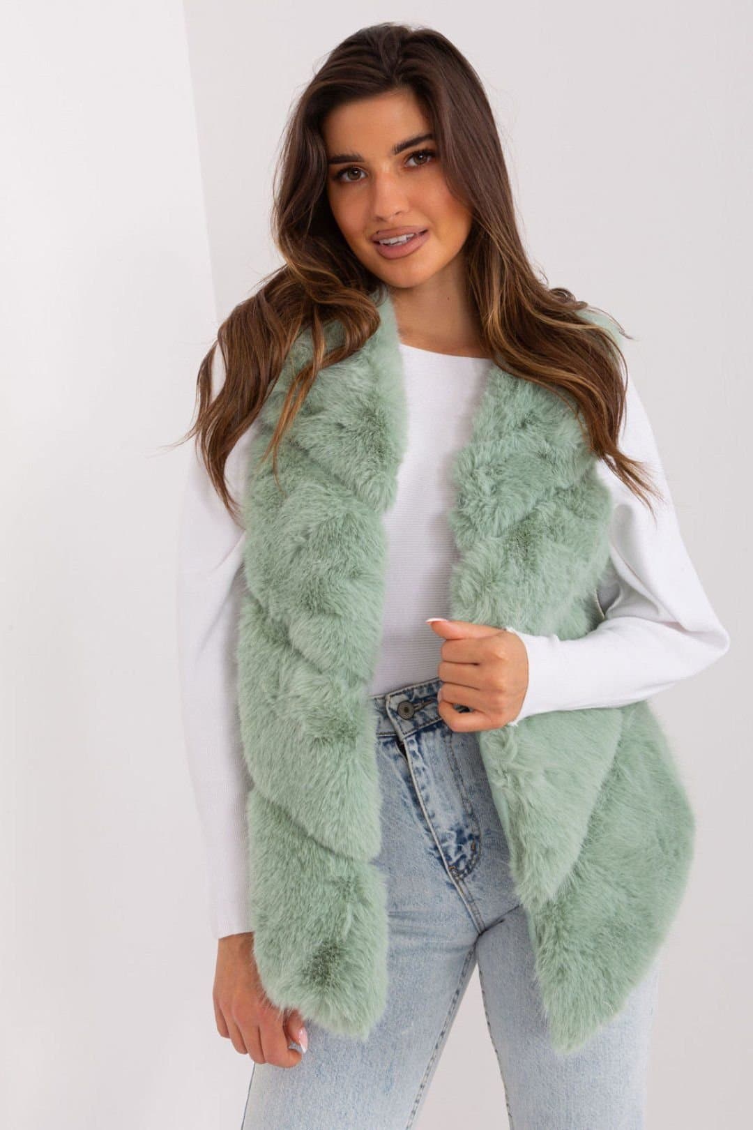 Love Lace Love Lace Women's Faux Fur Gilet Vest With Pockets & Lining in Green